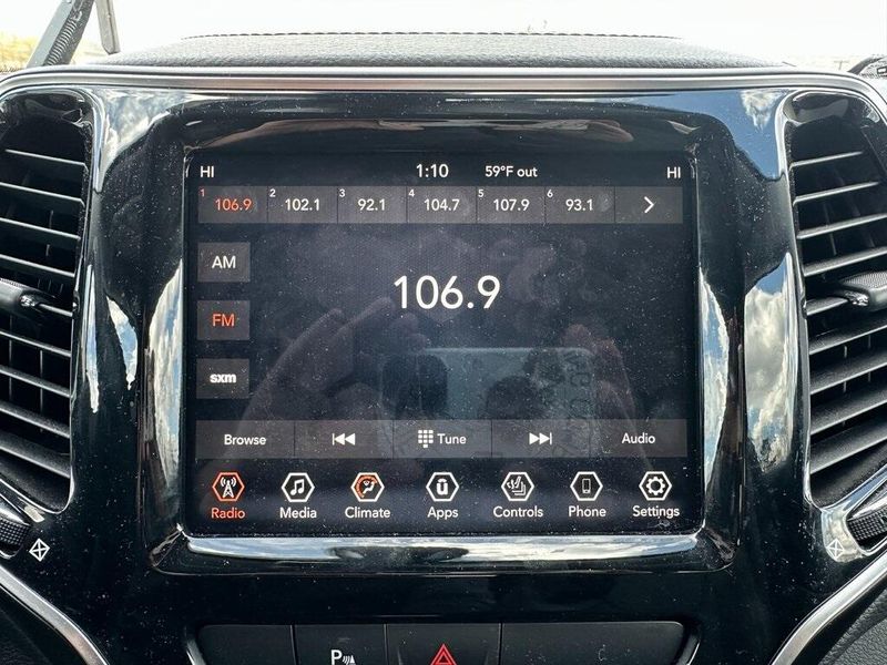 2019 Jeep Cherokee LimitedImage 4