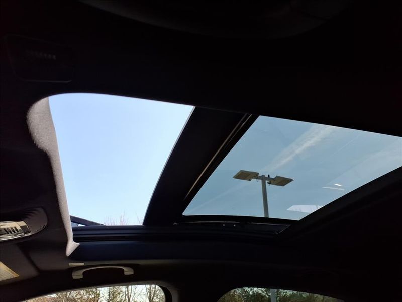 New 2026 Alfa Romeo Stelvio AwdImage 14