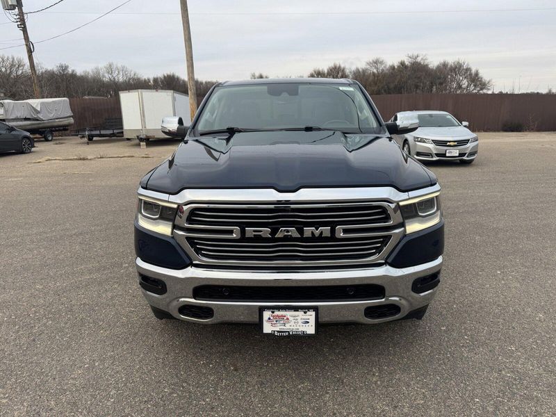 2022 RAM 1500 LaramieImage 3