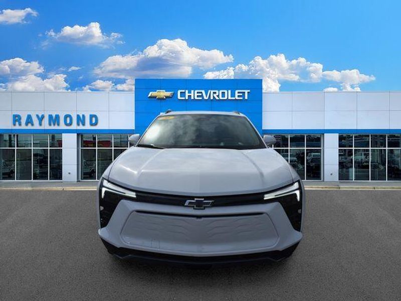 New 2026 Chevrolet Blazer EV LTImage 9