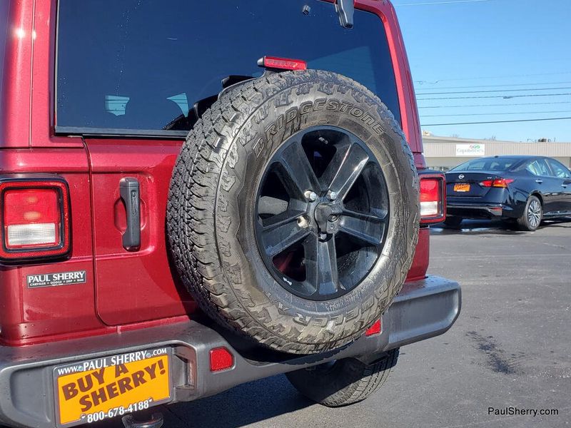 Used 2022 Jeep Wrangler Unlimited Sahara Altitude