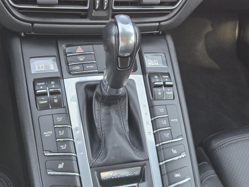 Used 2021 Porsche Macan AWD