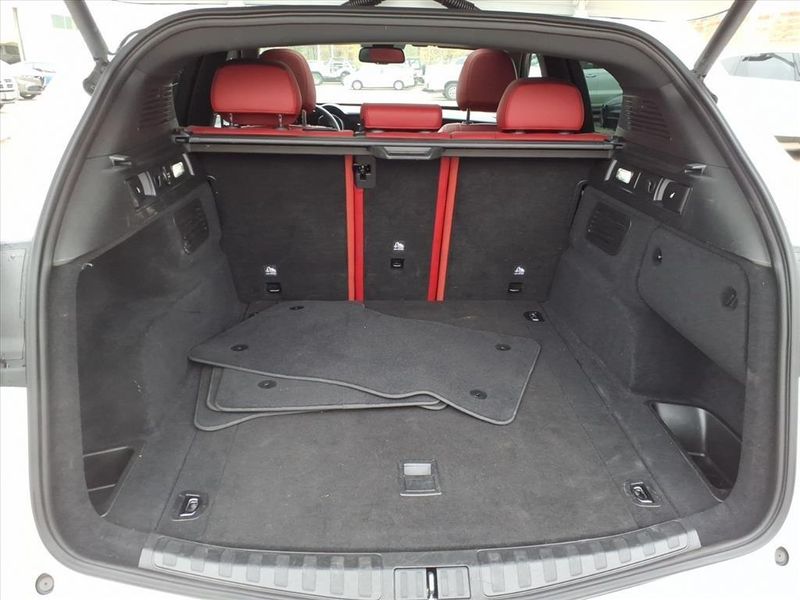 Used 2019 Alfa Romeo Stelvio Ti SportImage 10