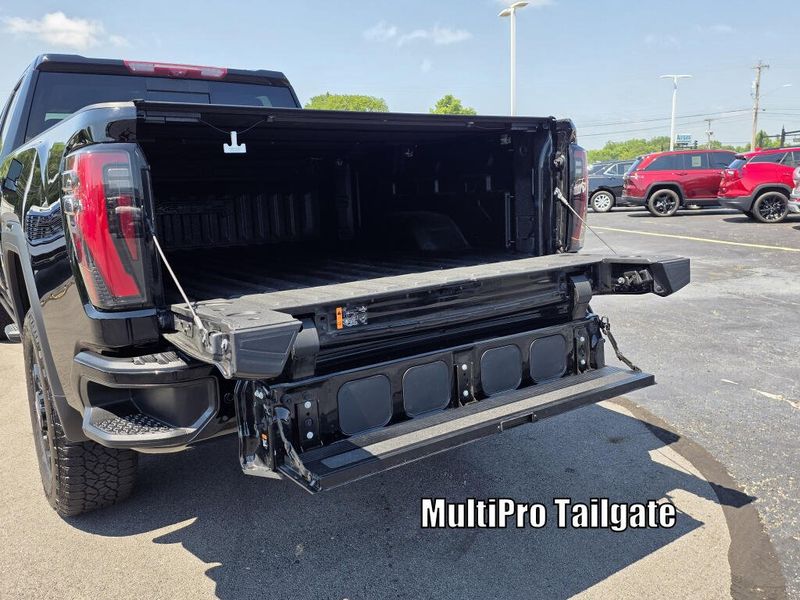 Used 2024 GMC Sierra 2500HD AT4