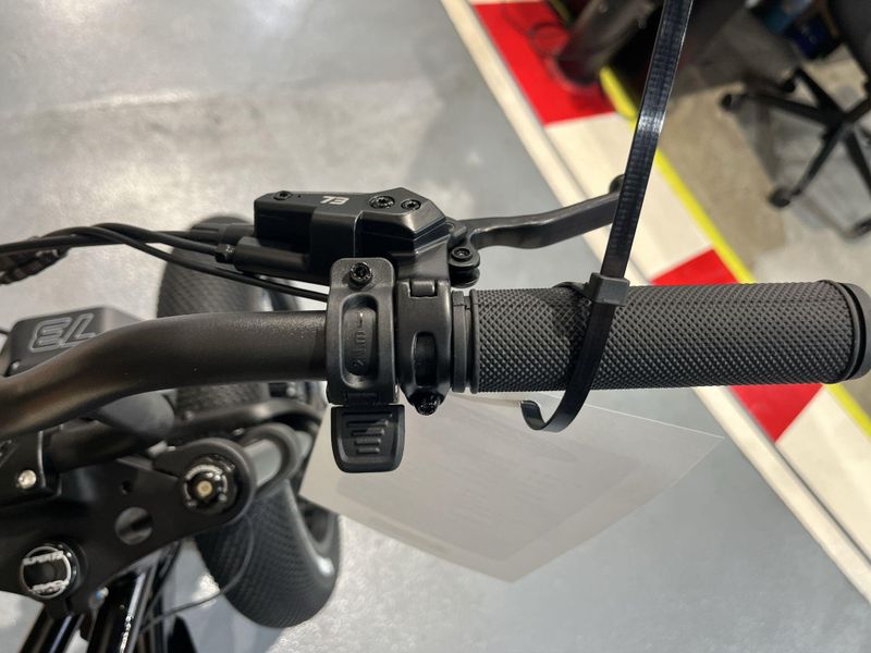 New 2025 Super73 Z Miami SE E-Bike Image 15