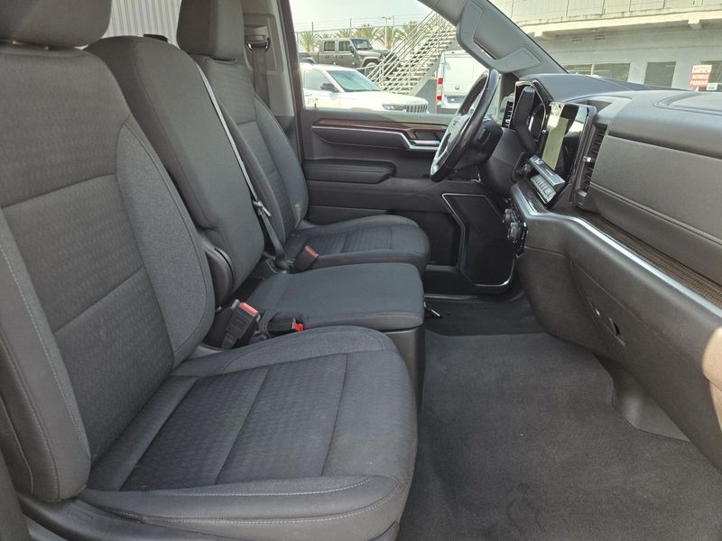 Used 2022 Chevrolet Silverado 1500 4WD Crew Cab 147 LT w/1LT
