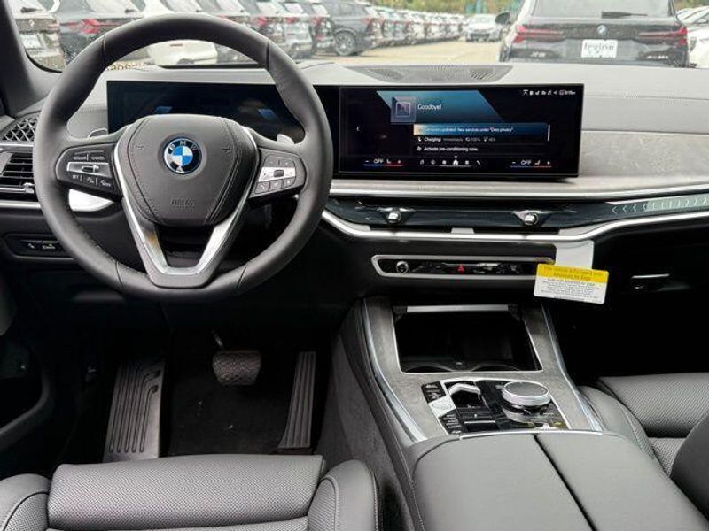 New 2026 BMW X5 xDrive50eImage 26