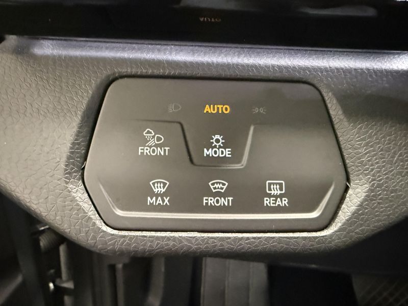 Used 2025 Volkswagen ID.4 Pro S AWD Long Range w/Glass RoofImage 14