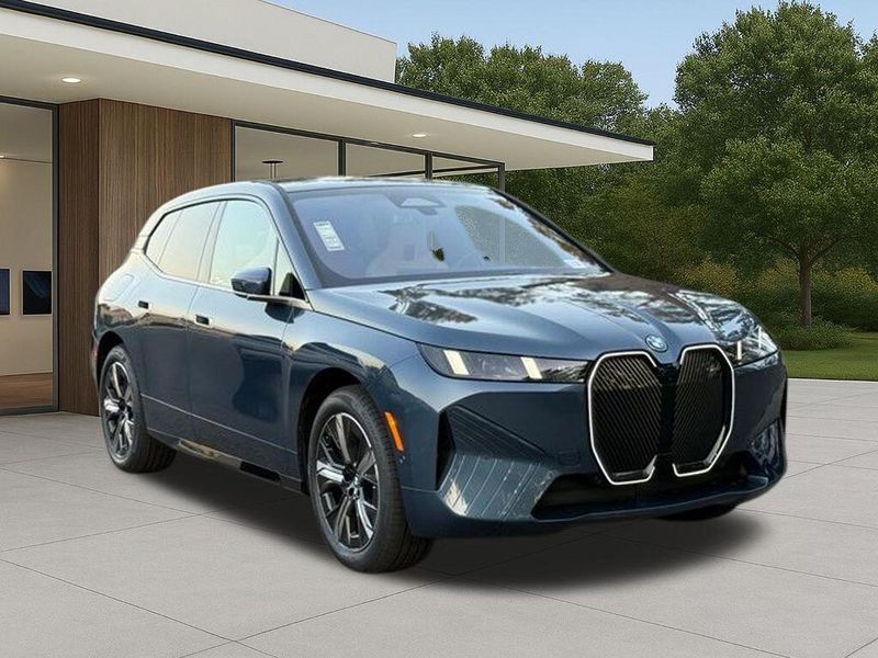 New 2026 BMW iX xDrive45Image 6