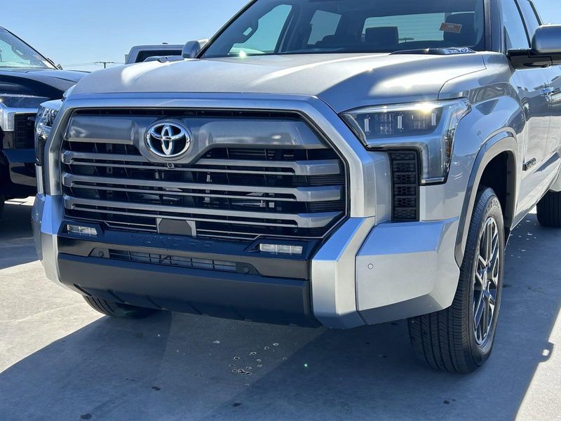 2024 Toyota Tundra Limited HybridImage 7