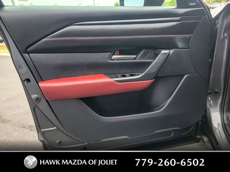 2025 Mazda CX-50 Premium photo 13