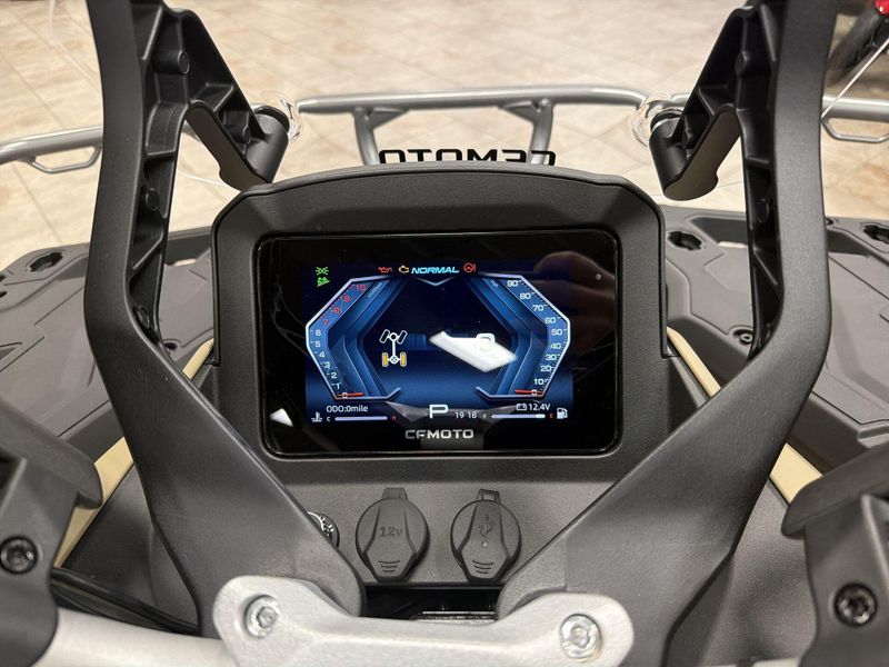 New 2027 CFMOTO CFORCE 1000 OVERLAND Image 26