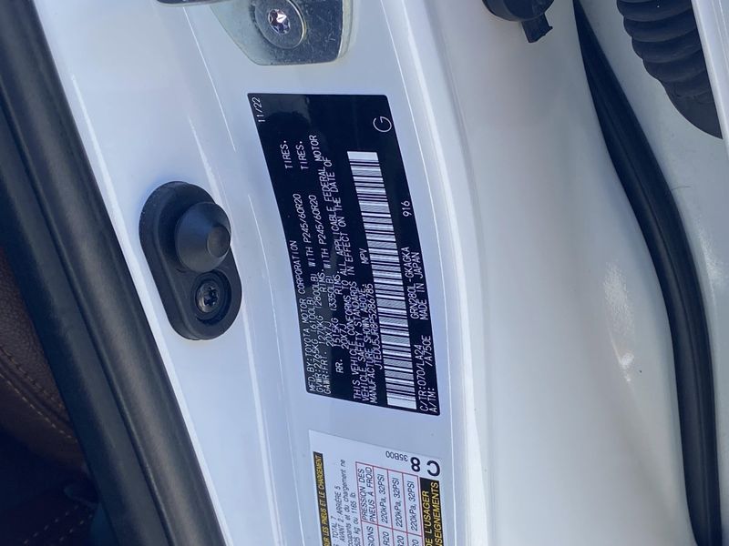 Used 2023 Toyota 4Runner LimitedImage 32