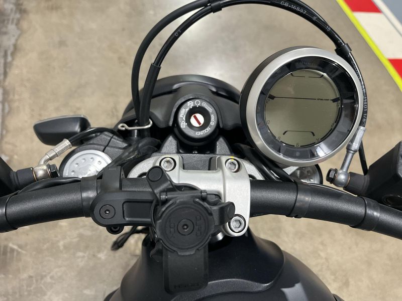 Used 2023 Ducati Scrambler Icon Dark Image 17