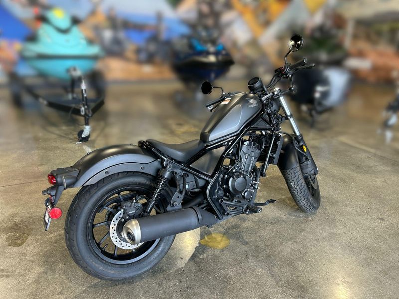 2022 Honda REBEL 300 Image 11
