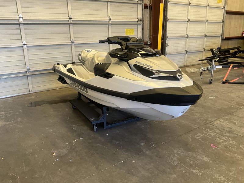 New 2026 SEA DOO GTX 325 LIMITED Image 3