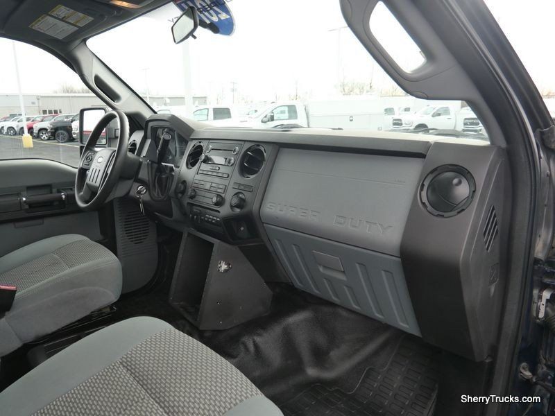2011 Ford F-450 Chassis XLImage 37