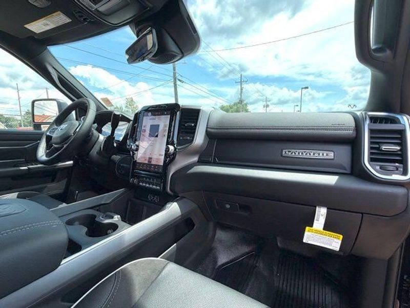 New 2026 RAM 3500 Big Horn Crew Cab Chassis 4x4 60