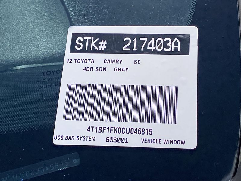2012 Toyota Camry SEImage 30