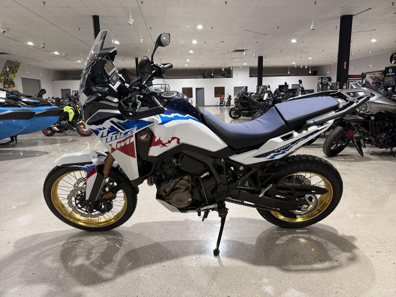 New 2026 Honda AFRICA TWIN DCT Image 14
