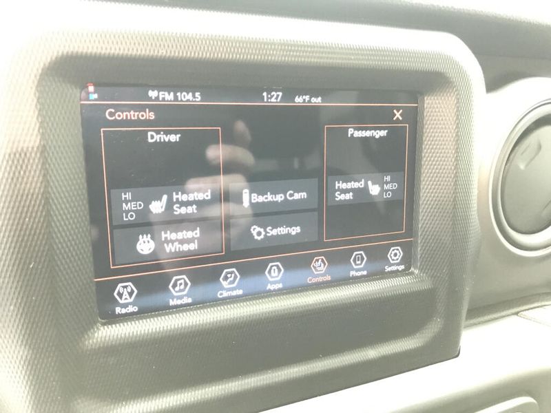 Used 2022 Jeep Wrangler Unlimited WillysImage 22