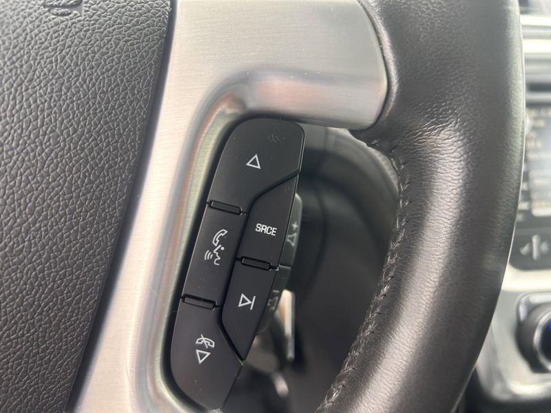 2015 GMC Acadia SLTImage 24