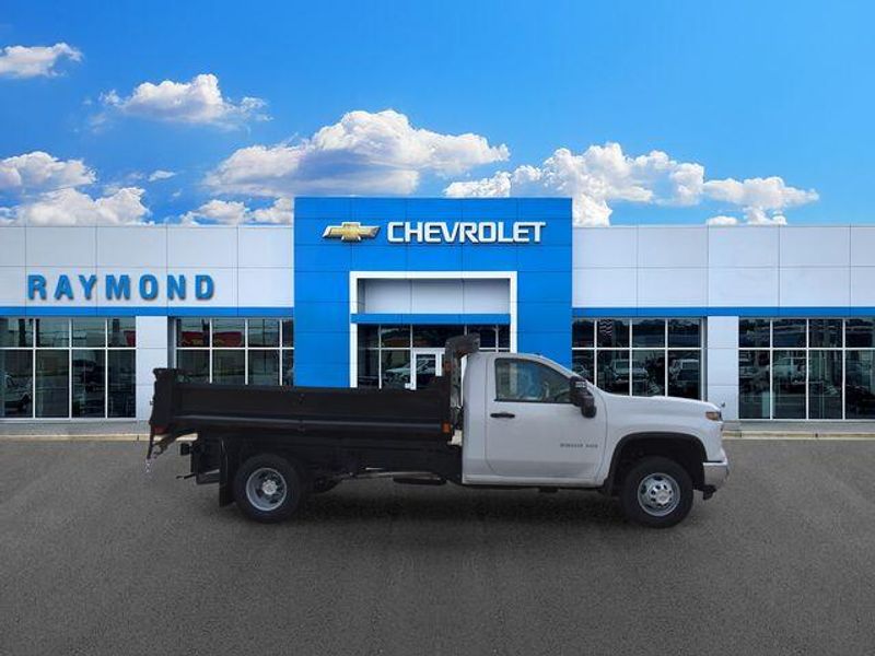 New 2025 Chevrolet Silverado 3500HD Work TruckImage 2