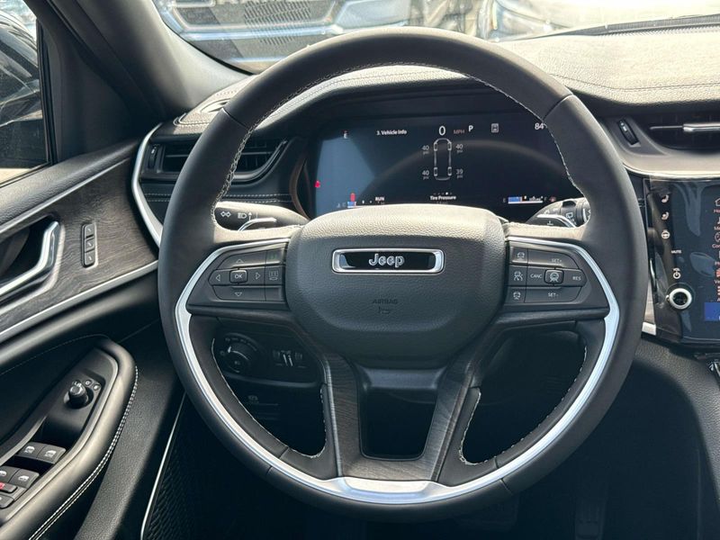 New 2026 Jeep Grand Cherokee L Limited Reserve 4x4