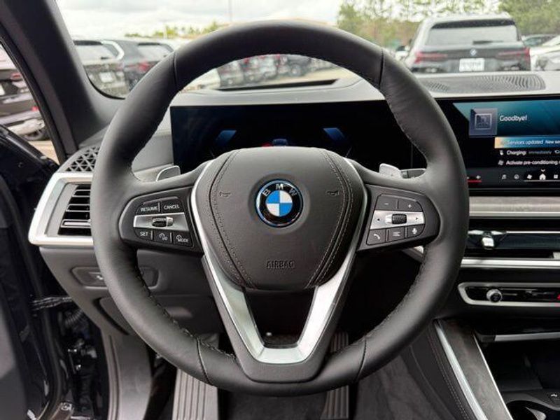 New 2026 BMW X5 xDrive50eImage 21