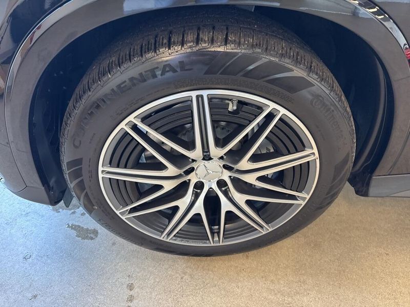 2025 Mercedes-Benz GLC 43 AMG