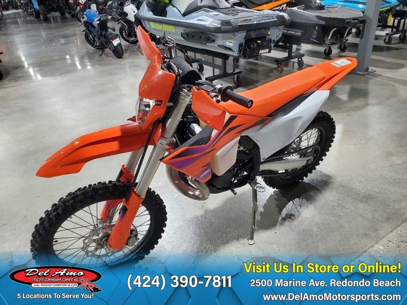 2024 KTM 250 XC-W  in a ORANGE exterior color. Del Amo Motorsports of Redondo Beach (424) 304-1660 delamomotorsports.com 