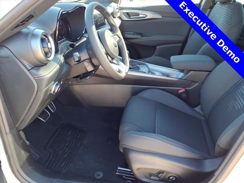 New 2025 Alfa Romeo Tonale AwdImage 13