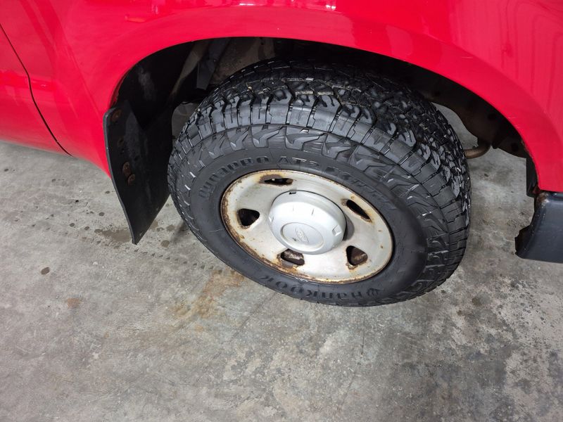 2008 Ford F-250 XLImage 7