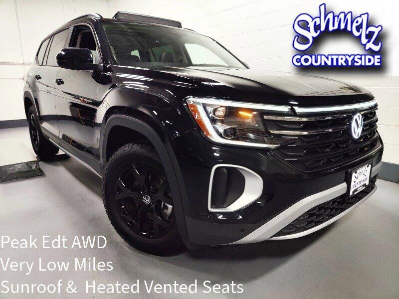 Used 2025 Volkswagen Atlas AWD Peak Edition w/SunroofImage 1