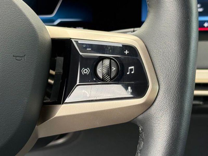 Used 2026 BMW iX xDrive45Image 24