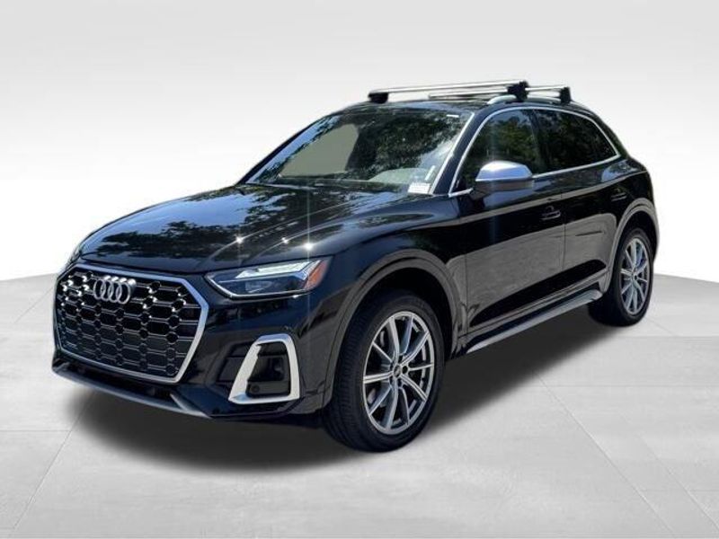 2022 Audi SQ5 Premium
