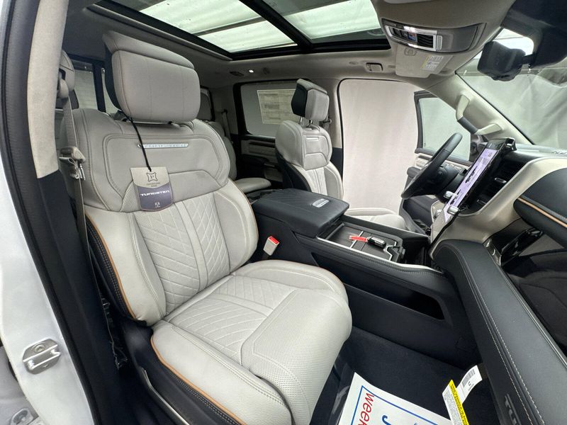 2025 RAM 1500 Tungsten Crew Cab 4x4 5