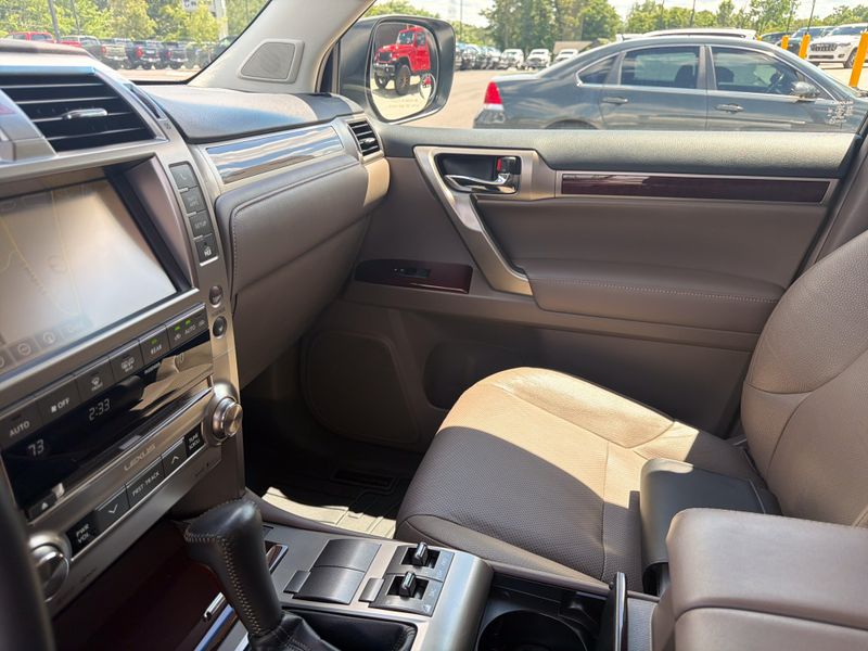 Used 2018 Lexus GX 460 PremiumImage 42