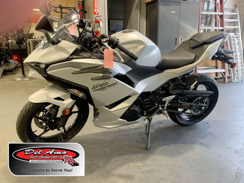 New 2025 Kawasaki NINJA 500 Image 1