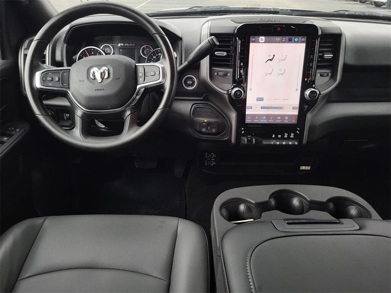 2025 RAM 2500 Tradesman Crew Cab 4x4 8