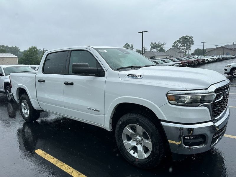 2025 RAM 1500 Big Horn Crew Cab 4x4 5