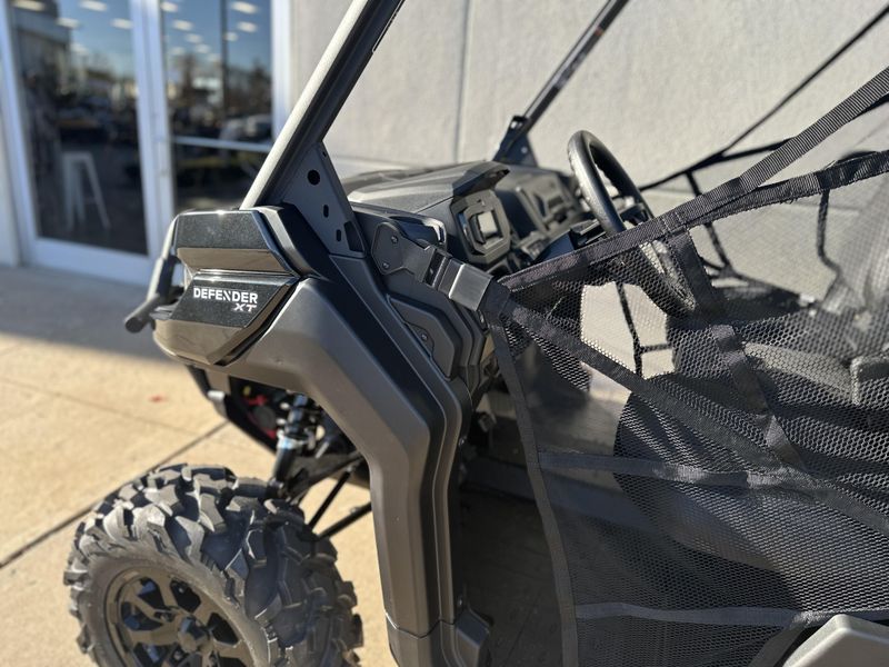 2025 Can-Am DEFENDER XT HD10Image 5