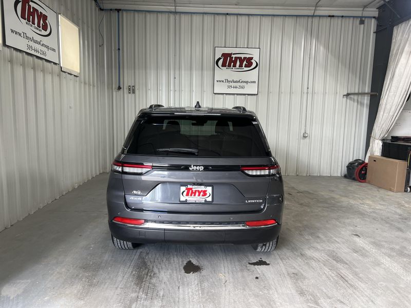 Used 2025 Jeep Grand Cherokee LimitedImage 6