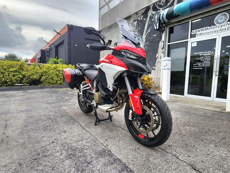 Used 2022 Ducati MULTISTRADA V4 S Image 9