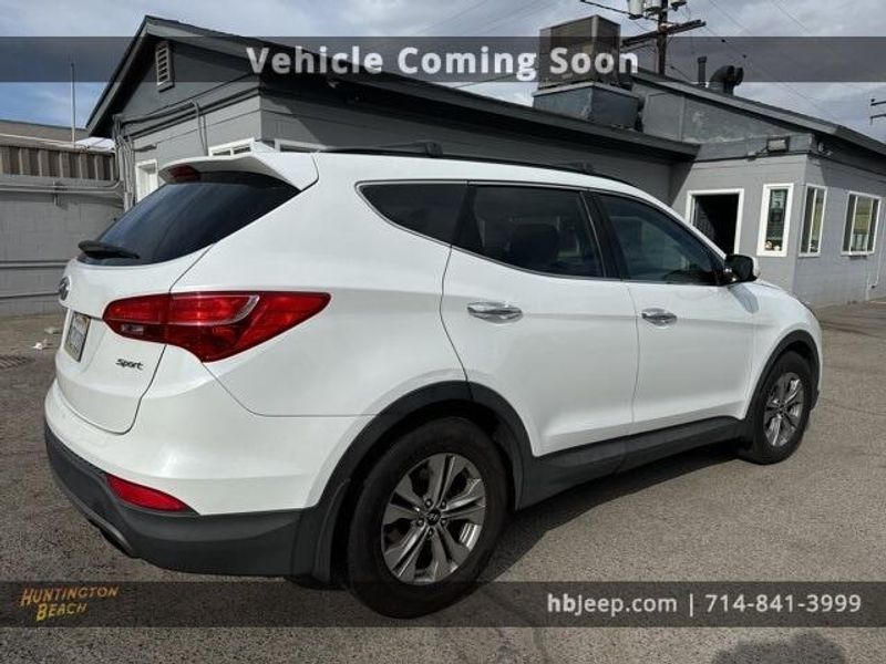 2016 Hyundai Santa Fe Sport 2.4 BaseImage 5