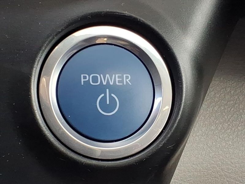 Used 2024 Toyota Sienna XLEImage 18