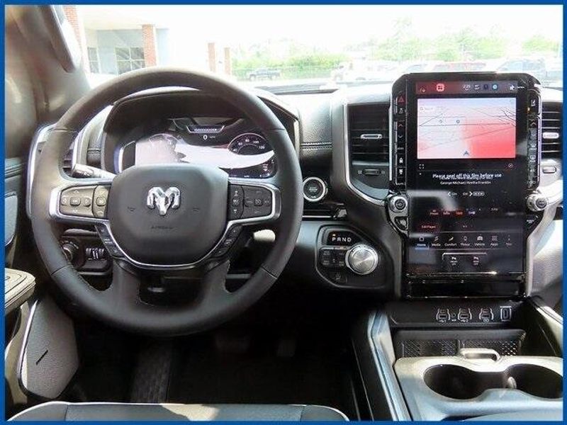 2025 RAM 1500 LaramieImage 11