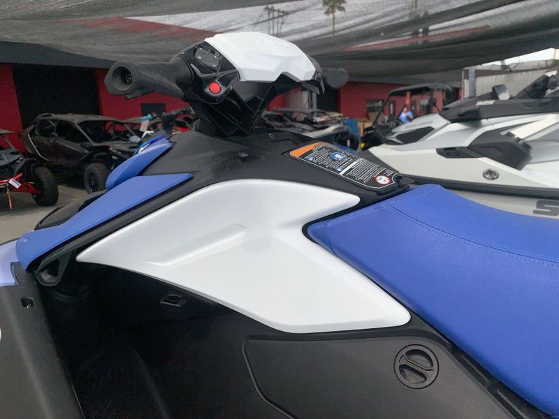 New 2024 Sea-Doo SPARK FOR 2 90 CONVENIENCE PACKAGE Image 14