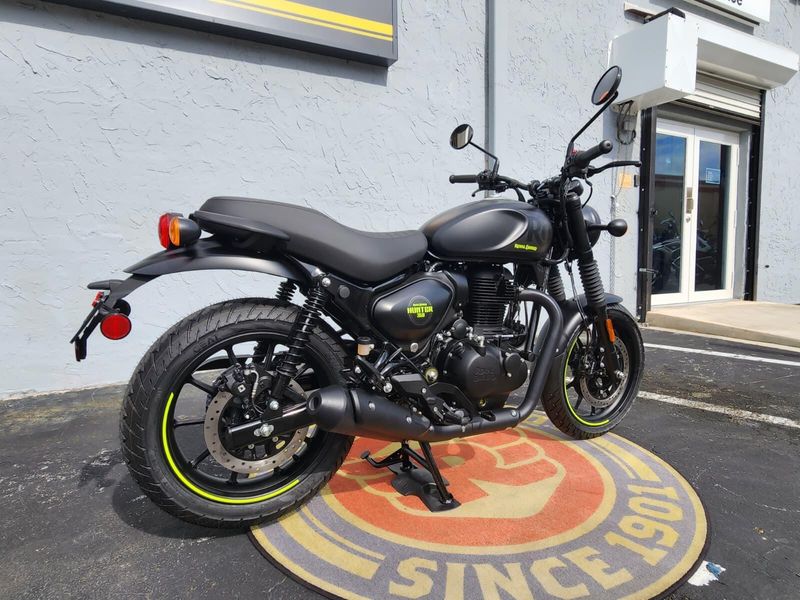New 2026 Royal Enfield HUNTER 350 Image 12