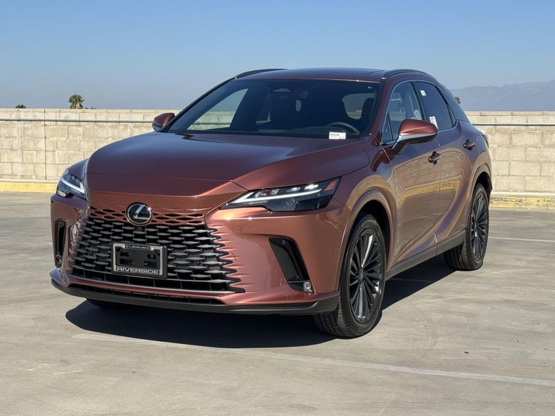 New 2026 Lexus ES 350e PremiumImage 4